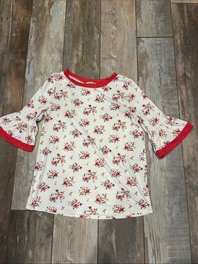 Boutique Beautiful Floral Ruffle Sleeve Top in White and Coral